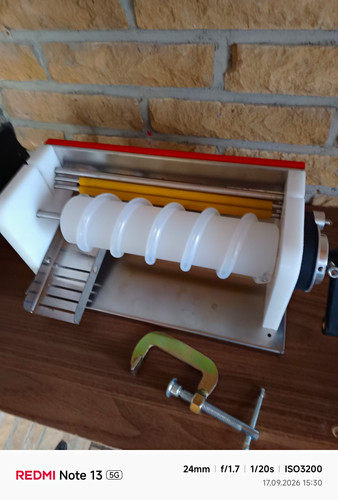 Manueller wachtelerschäler - manueller,